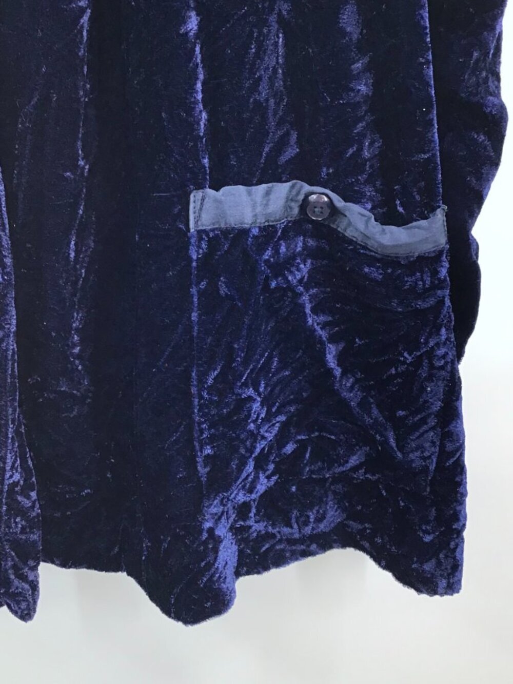 Vintage Womens 26/28 Glam Crushed Blue Velvet Smoking Jacket Coat Silk Gothic - Picture 5 of 7